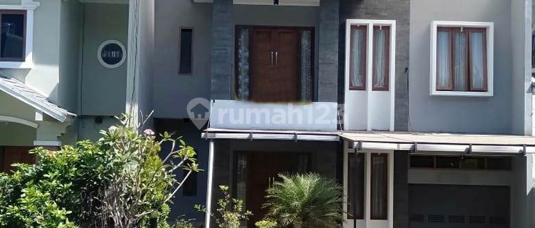 Rumah Mewah di Setra Duta 1