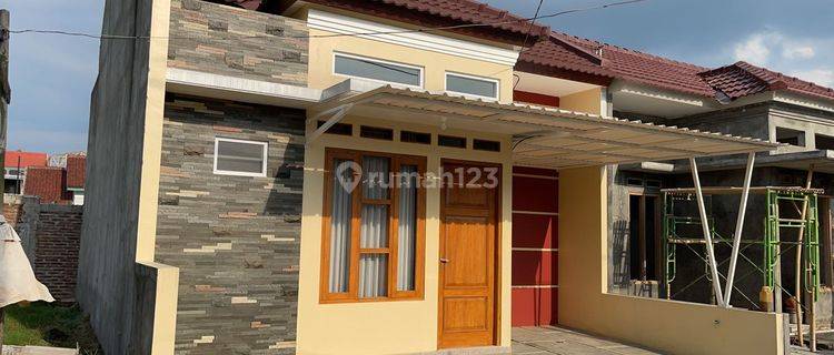 Rumah Baru Gress Area Perum Cluster Gentan 1