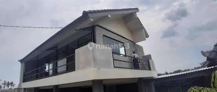 Villa klasik lantai 2  deket menuju pantai siut gianyar 1