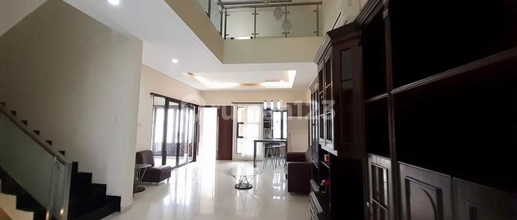*Di sewakan rumah mewah di Setra  Murni* 1