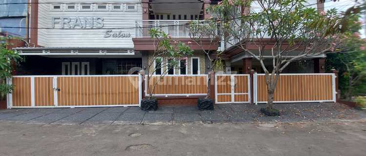 Depok, Tole Iskandar ex salon perawatan dan rumah tinggal 1