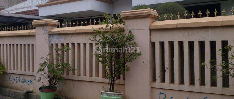 Rumah Komplek Nyaman Dan Tenang 1