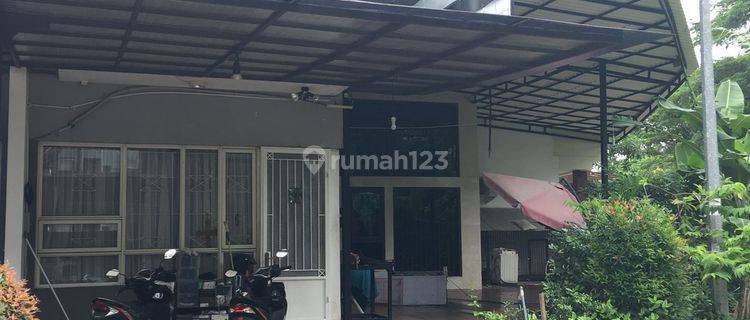 Rumah Hoek 2 Lantai Residence One, Serpong 1