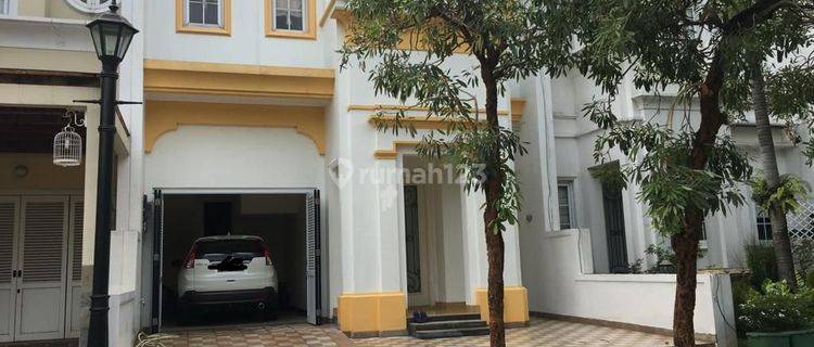 Dijual Rumah Cantik di kebon Jeruk  1