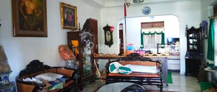 rumah lawas luas klasik warisan keraton solo kota 1