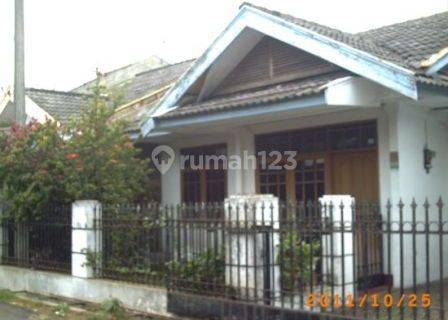 Rumah Lama Hitung Tanah di Kiaracondong Bandung Kota 1