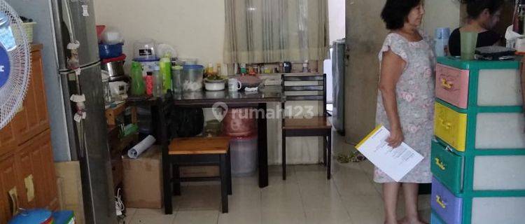 Cepat Townhouse Ayu Utara Lantai Dasar 1