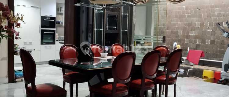 Beautiful, Spacious, and Lush House in Mirage The Green BSD City, South Tangerang 1