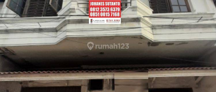 Rumah Lama  Praban Wetan Surabaya Pusatt 1