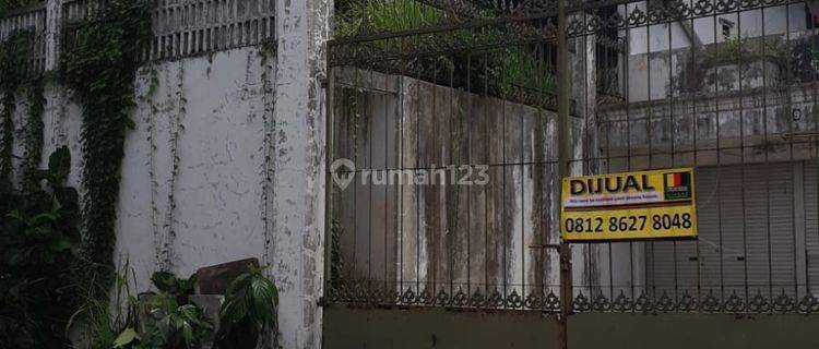 Rumah Lokasi Strategis Dalam Komplek di Cinere Indah 1