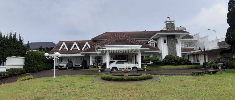 Rumah Super Lux Raya Lembang 1