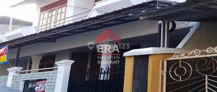 Rumah bagus terawat di Larangan Indah 1