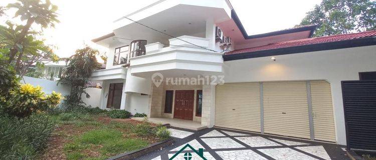 Rumah 2 Lantai Private Pool di Antasari, Cilandak Jakarta Selatan 1