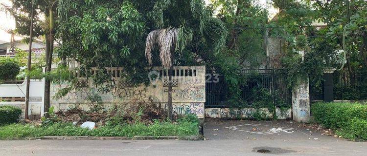 Rumah Tua Hitung Tanah Simprug Jakarta Selatan 1