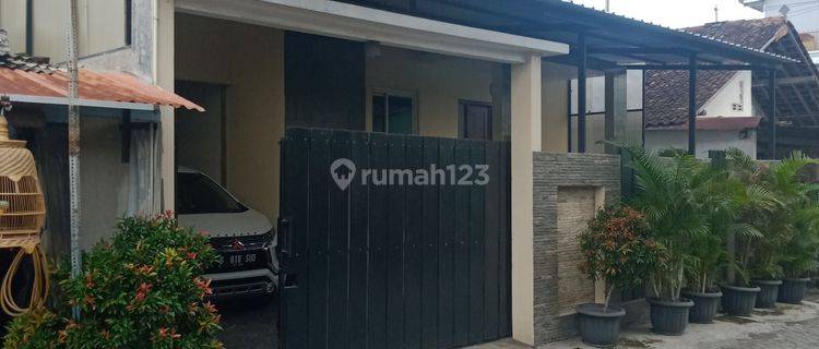 Rumah 2 Lantai Jalan Sumberan Soragan Ngestiharjo Kasihan Bantul Yogyakarta 1