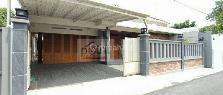 Rumah mewah solo kota 1