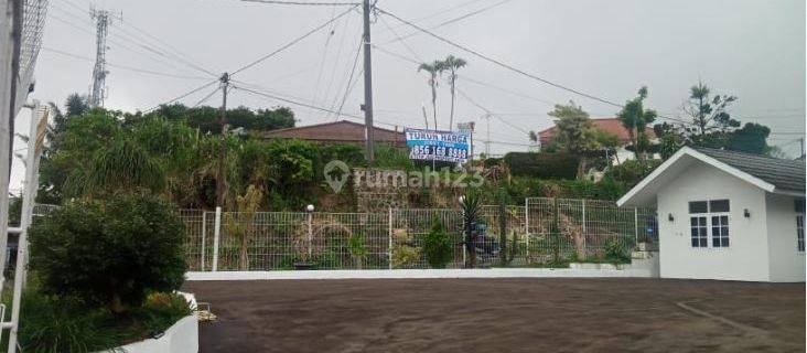 Villa Luas dan Bagus di Cipanas, Jawa barat 1