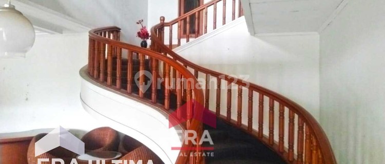 Nice 2-Story House with Freehold Title in Hegarmanah, Sukasari 1