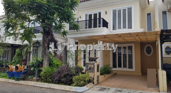 Marina's house, near Airport & beach, Semarang 1