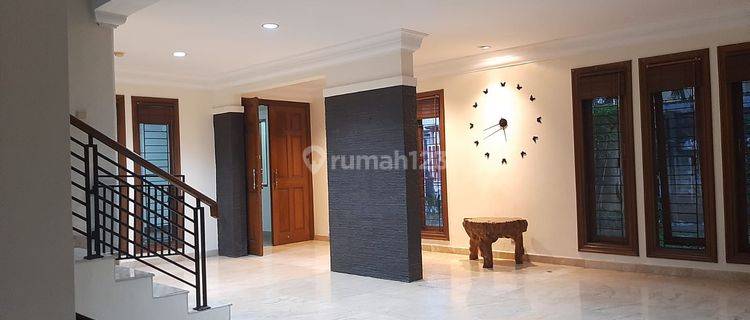 BEAUTIFUL HOUSE IN QUIET AREA IN PATRA KUNINGAN 1