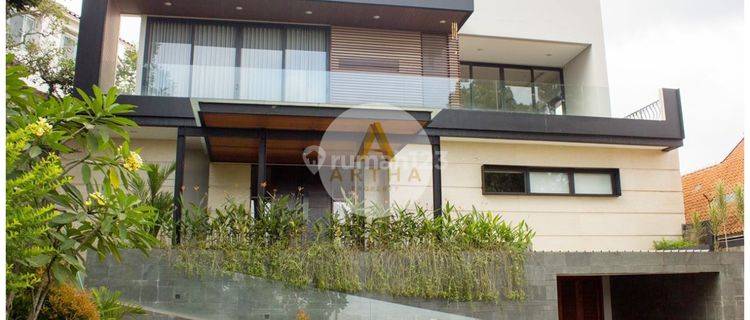 Rumah Mewah Full Furnished Di Resort Dago Pakar Bandung 1