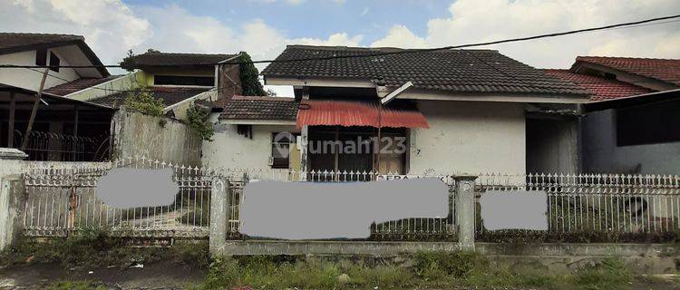 Rumah tua hitung tanah kopo permai 1