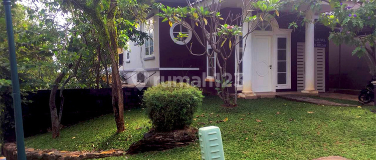Rumah Hoek Sudut 2 Lantai Halaman Luas Punya 2 Akses Masuk Rumah Sertifikat Hak Milik Lokasi Bukit Golf Hijau Sentul City Bogor  1
