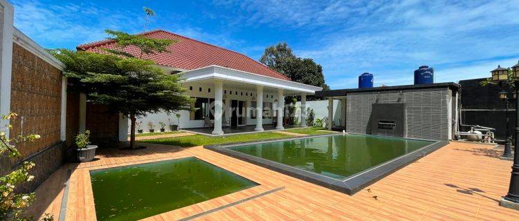 Rumah Kebun Cantik ada S'Pool Halaman Luas di Caringin Bogor 1