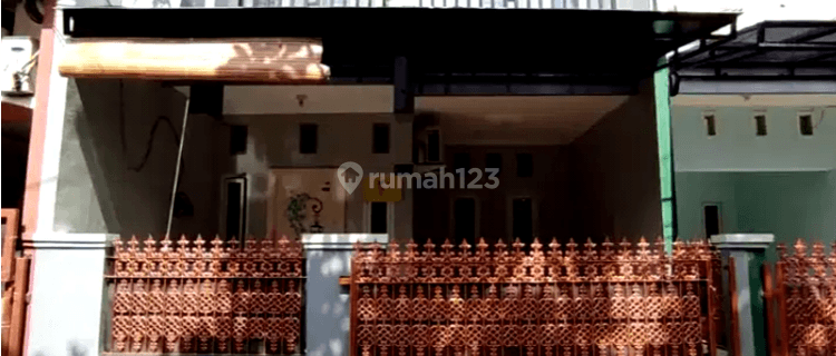 Rumah bagus 3 lantai semi furnished di pondok gede Bekasi Jawa barat 1