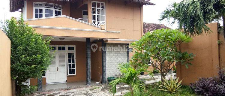 Rumah mewah di semanggi pasar Kliwon solo kota luas banget 1