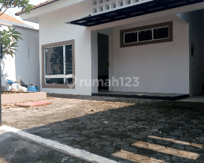 Rumah mewah murah dekat pusat kota semarang 1