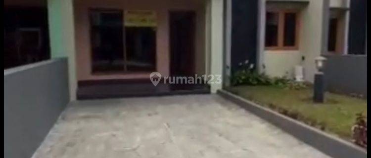 [DIJUAL] Villa Bagus di Puncak 1