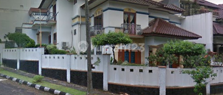 Spacious and lush corner house in Villa Cinere Mas, Cinere, South Jakarta 1