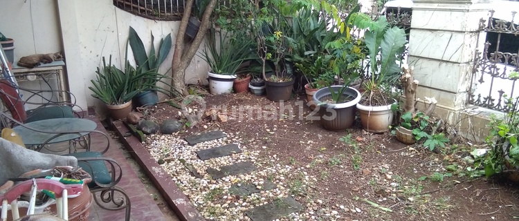 Affordable House Facing Sunrise in Gudang Peluru Complex, Contact: 0813-1838-1838 1