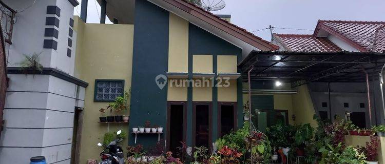 Rumah 1.5 Lantai Villa Pengilon, jl abdul Amin, blok Cemara , kel mangunsari, kec. Sidomukti, Salatiga 1