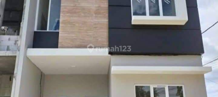 Town house mewah siap huni hrg murah bintaro  1