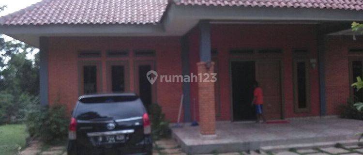 Rumah hook hadap timur dengan tanah luas 2050m2 belakang Bilàbong Bojong Gede Bogor cocok untuk gues house 1