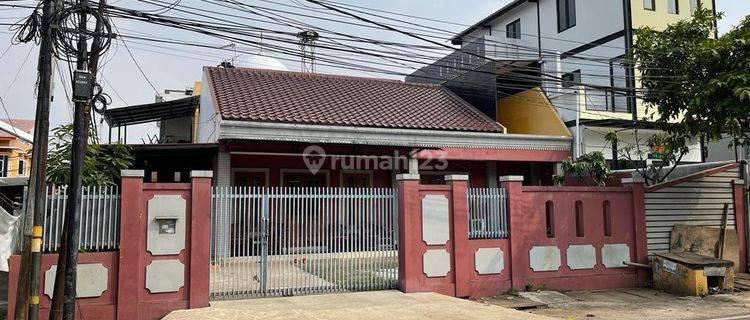 Dijual Rumah Hook di Duren Sawit Jakarta Timur  1