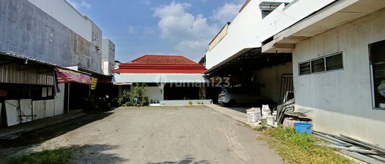 Rumah lama di Imam Bonjol , Semarang Tengah 1