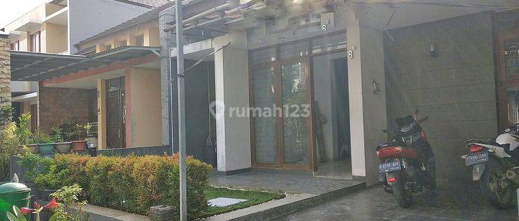 Rumah Siap Huni di Komplek Cherry Field Terusan Buah Batu Dekat Podomoro Park 1