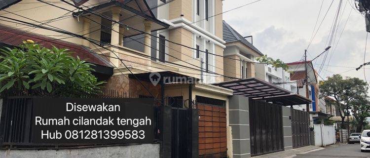 Sewa Rumah Cilandak Dekat Citos Jalan 2 Mobil 1