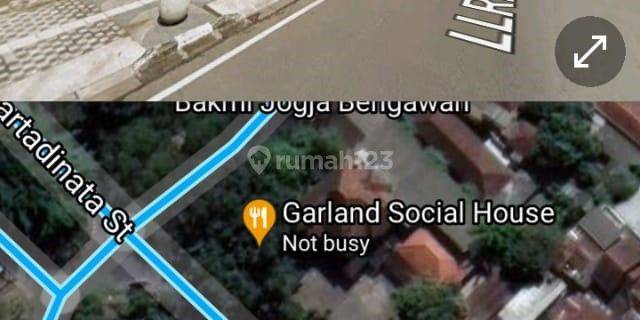 Dijual Rumah Tua di Jl. RE. Martadinata/Jl. Gandapura Bandung 1