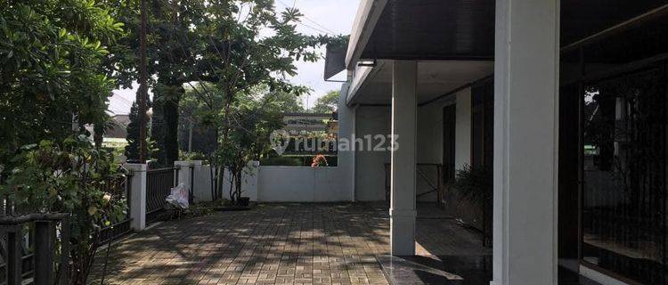 SEWA RUMAH DI SAYAP RIAU BANDUNG COCOK UNTUK KANTOR ATAU CAFE 1