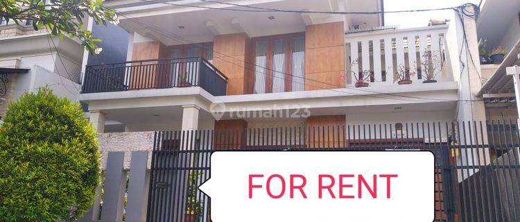 Rumah minimalis furnished siap huni pondok indah 1