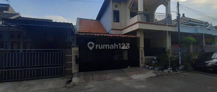 Rumah 2 lantai di dekat pusat kota Mojokerto  1