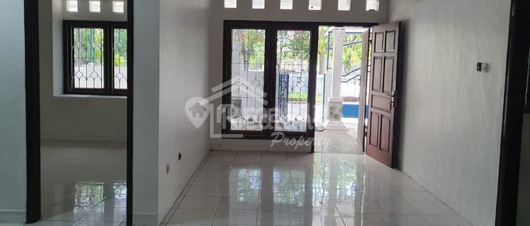 House in Graha Padma, West Semarang (Plot 3470S) 1