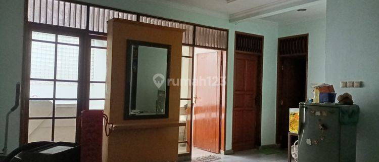 INTERCON RUMAH 2 LANTAI SIAP HUNI 1