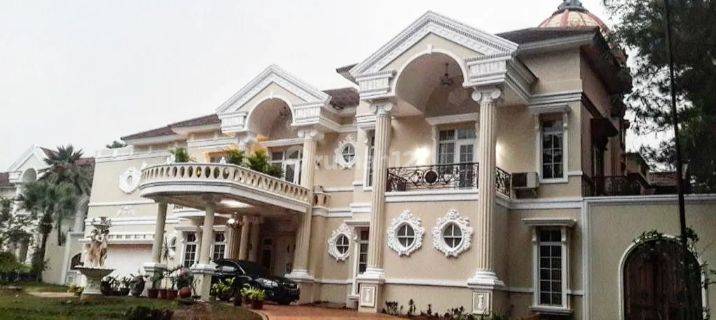 Rumah Classic Style Tanah Luas Legenda Wisata Acropolis 1