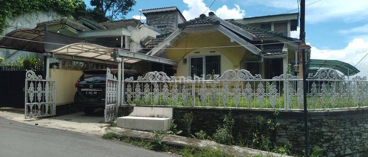 Jual murah rumah siap huni Jatinangor harga 1.3 M Nego 1