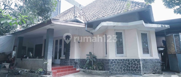 Rumah Strategis Di Sayap Riau Kota Bandung 1